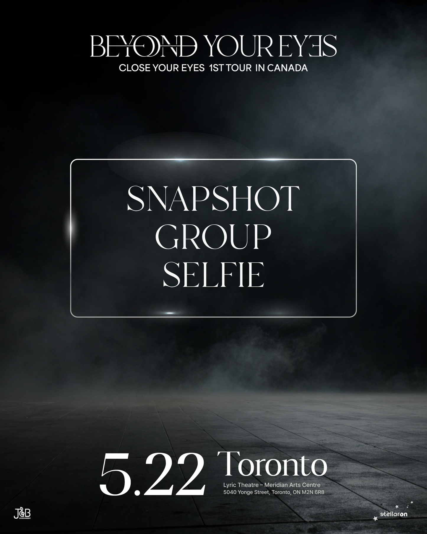 CLOSE YOUR EYES TORONTO-GROUP SELFIE